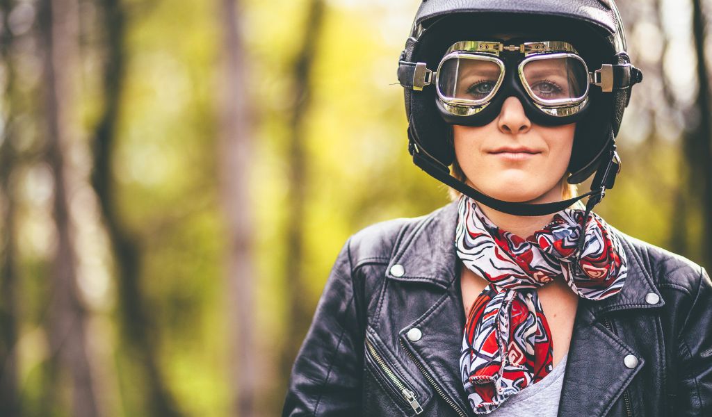 10 Essential Items to Pack for a Long-Distance Motorcycle Trip