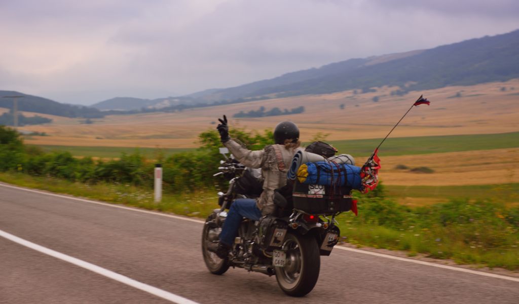 The Dos and Don'ts of Motorcycle Touring Etiquette